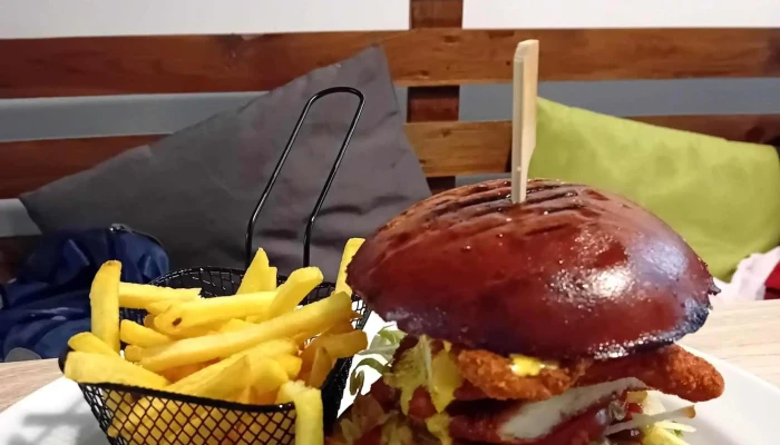 Maple Restaurant -  čislo - Jiráskova 533