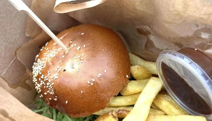 Maringodka Hamburger - Česko 756, U Zámeckého Parku 1
