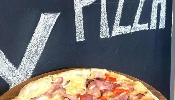 Maxi Pizza -  Pizza - Kročehlavy