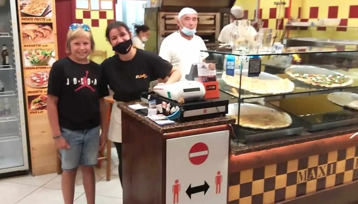 Maxi Pizza -  Vzhled A Atmosfera - Kročehlavy