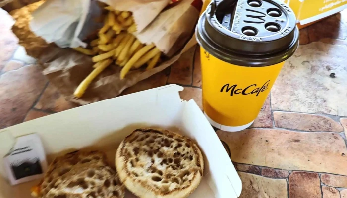 Mcdonalds Adresa - Bratří Bendů 803