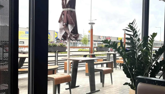 Mcdonalds Ovcary Instagram - Ovčáry-kolín 2