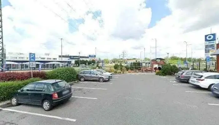 Mcdonalds Street View A 360deg - Jičínská 1350/iii