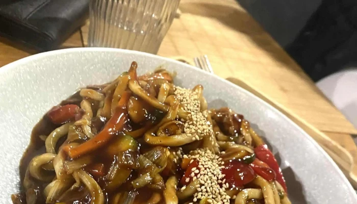 Mechakucha Sushi Bar Lysa Nad Labem Suši S Sebou - Masarykova 540/46