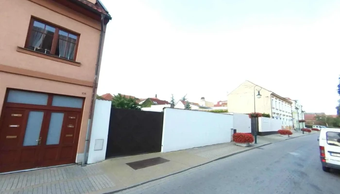 Mexicka Restaurace La Paz Beroun Street View A 360deg - Závodí
