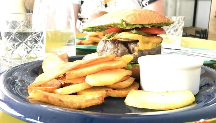 Mikro Bistro -  Jidlo A Piti - Horní Nám. 248