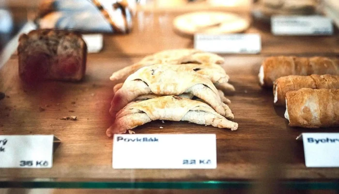 Milovicka Nadrazka Jidlo A Piti - Nádražní