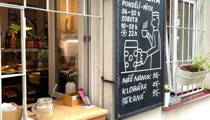 Milovicka Nadrazka Menu - Nádražní