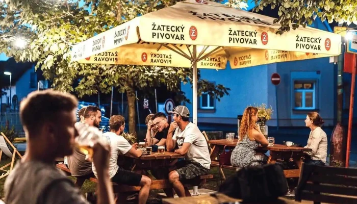Milovicka Nadrazka Vzhled A Atmosfera - Nádražní
