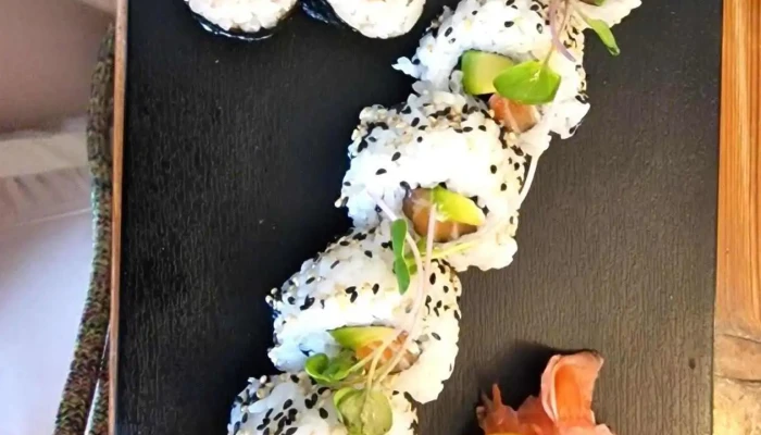 Mirasushi Poke Nejnovejsi - Město