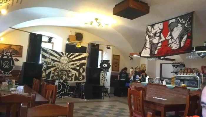 Mistr Pizza - 533 45 Opatovice Nad Labem