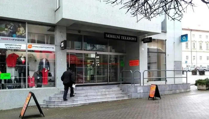 Mobil Centrum Xxl - Dobrovského 427/2