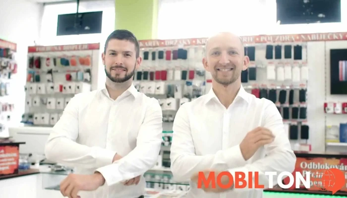 Mobil Centrum Xxl -  Od Vlastnika - Dobrovského 427/2