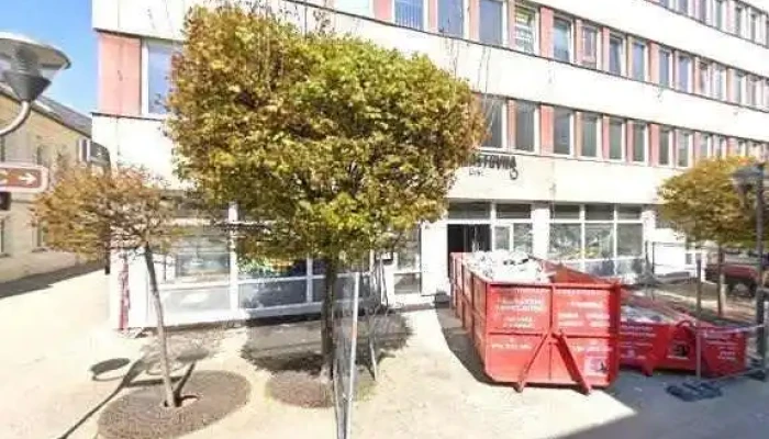 Mobil Centrum Xxl -  Street View A 360deg - Dobrovského 427/2