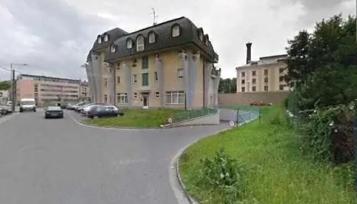 Mobil M1 -  Street View A 360 - Wellnerova 1322