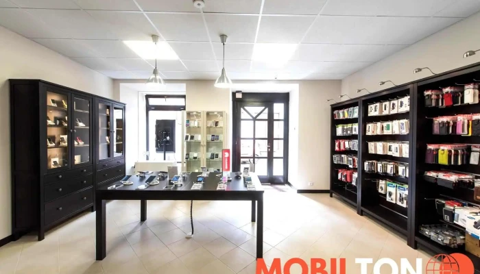 Mobil Servis Stampi -  Uvnitr - Poděbradova 91