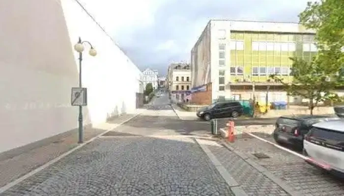 Mobilepoint -  Street View A 360 - Máchova 877/4