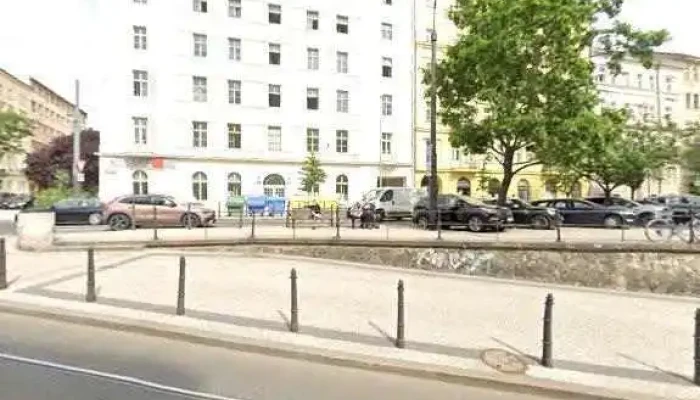 Mobilni Servis Belehradska 57 Street View A 360 - Vinohrady