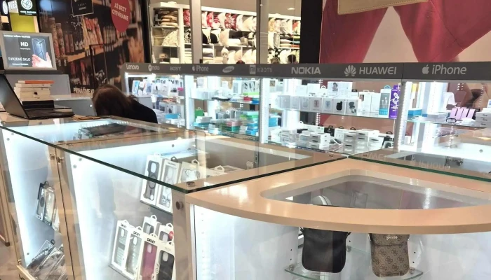 Mobilstore Sro   Oc Varyada Kpt Jaroše 375 31 - Kpt. Jaroše 375/31
