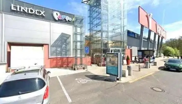 Mobilstore Sro   Oc Varyada Street View A 360deg - Kpt. Jaroše 375/31
