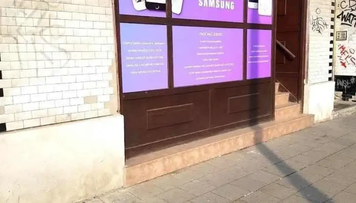 Mobily Spurný s.r.o. - 5, Masarykova Tř. 900