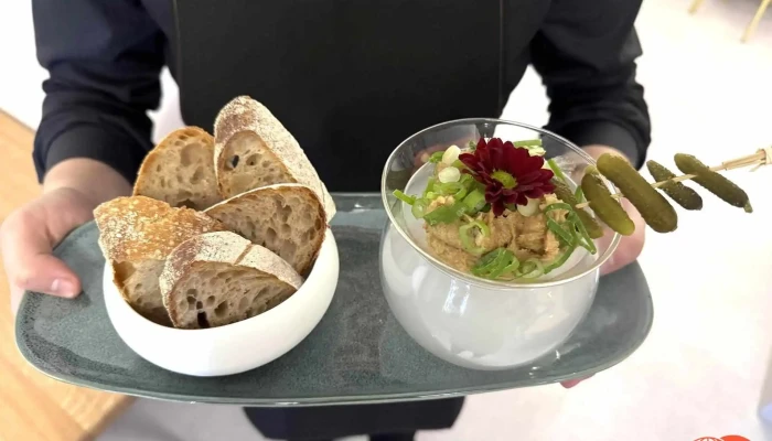Moma Bistro Kavarna Od Vlastnika - Havířská 1008/15 586 01