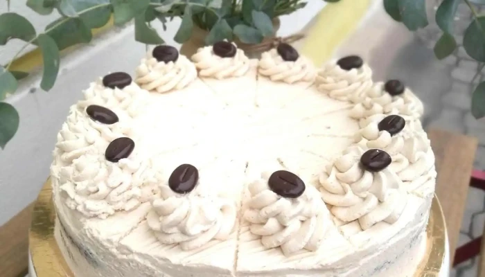 Moms Bakehouse Jidlo A Piti - Vašatova 1398