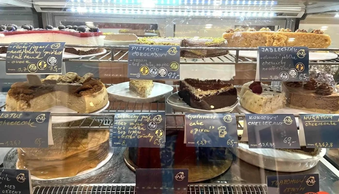 Moms Bakehouse Menu - Vašatova 1398