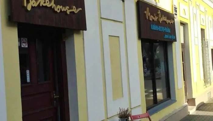Moms Bakehouse Od Vlastnika - Vašatova 1398