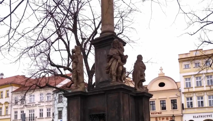 Morovy Sloup Otevřeno Nyni - Město