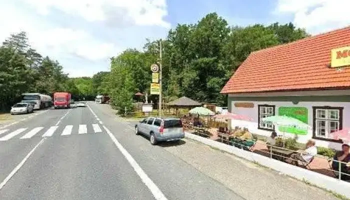 Motorest Kopicak Street View A 360deg - Kněžičky