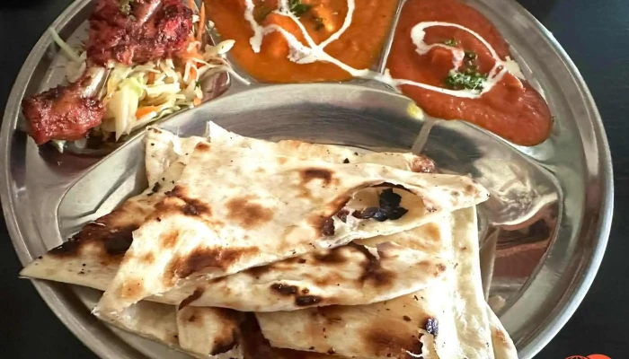 Mount Everest Restaurant -  Murgh Makhani - Okrajová 1350