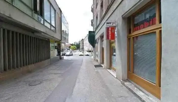 Mtmobil Opravna A Bazar Mobilu Pc Street View A 360 - Švédská 12