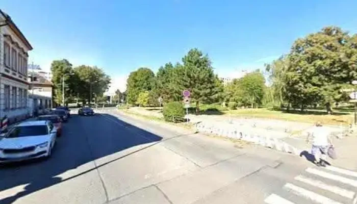 Na Frantisku Street View A 360deg - Riegrova 208/9