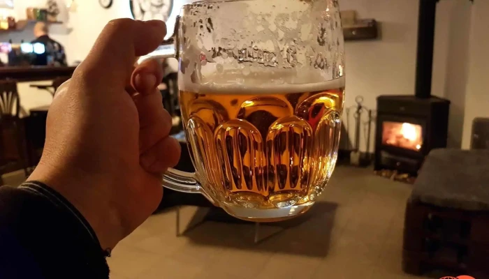 Na Kovarne Jidlo A Piti - Únětická 19