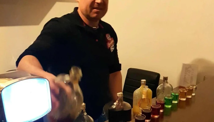 Na Kovarne Webova Stranka - Únětická 19