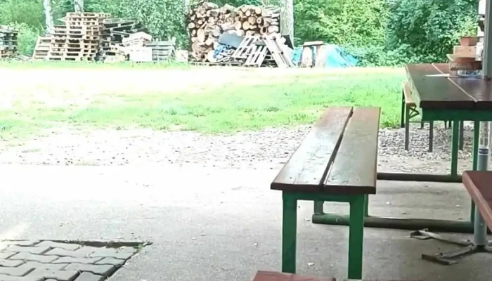 Na Rehacce Vzhled A Atmosfera - Byšičky