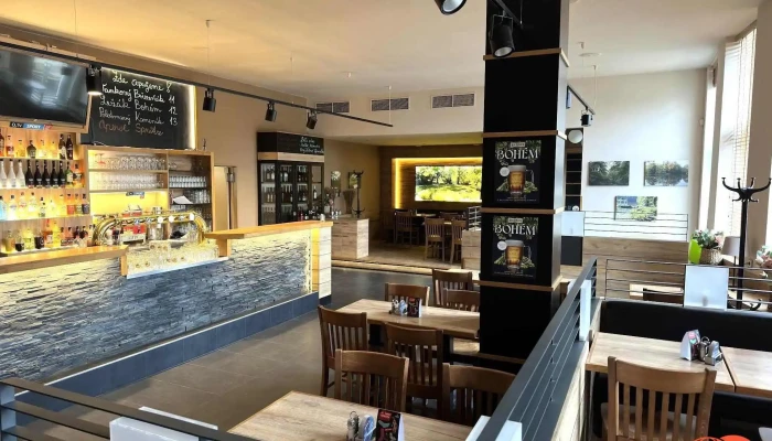 Na Rynku Pub Vse - Ringhofferovo Nám. 434