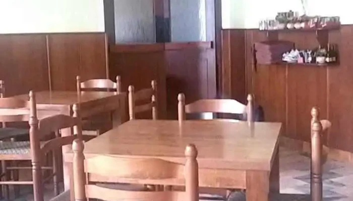 Na Tocne Vzhled A Atmosfera - Nádražní 397