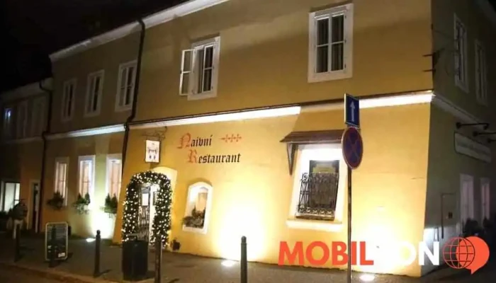 Naivni Restaurant Od Vlastnika - Kutnohorská 54