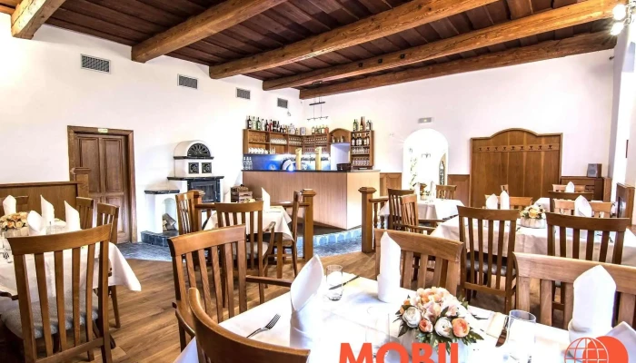 Naivni Restaurant Vse - Kutnohorská 54