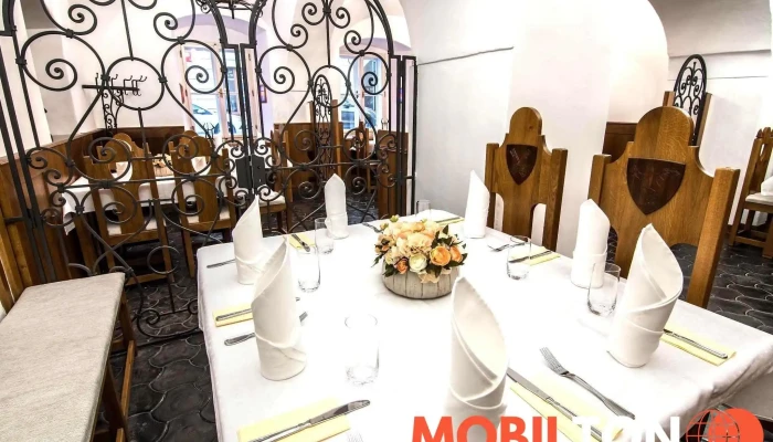 Naivni Restaurant Vzhled A Atmosfera - Kutnohorská 54