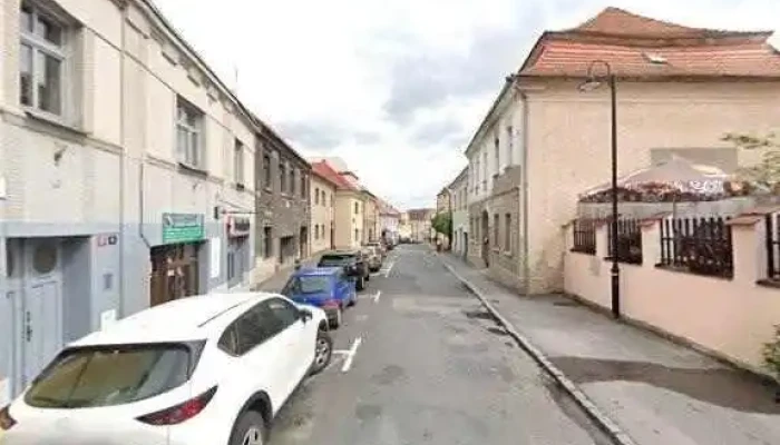 Namastey India Slany Street View A 360deg - Soukenická 187