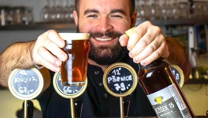 Nemy Medved   Burger Beer Bar Od Vlastnika - Nám. Míru 27