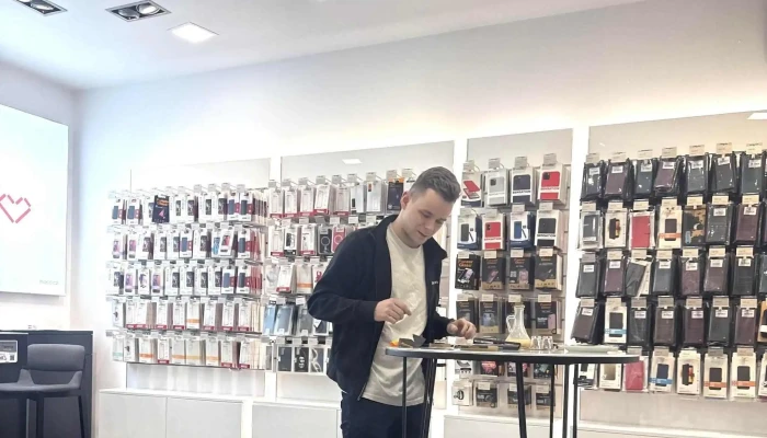 Noco Telefony -  Prodej Servis Vykup Prodej Mobilnich Telefonů - Masarykovo Nám. 106