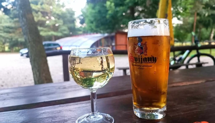 Nohejbal Club Hospudka Stara Lysa Jidlo A Piti - Czech Republic