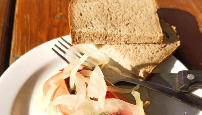 Obcerstveni Dve Lipy Hledam - Hostěradice