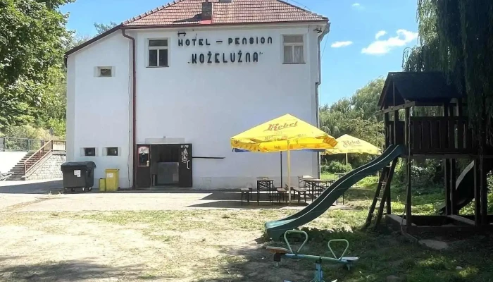 Obcerstveni Kozeluzna Vse - Heroldovo Nábř. 718