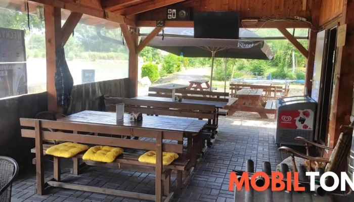 Obcerstveni U Kapitana Vzhled A Atmosfera - Pod Rybníkem