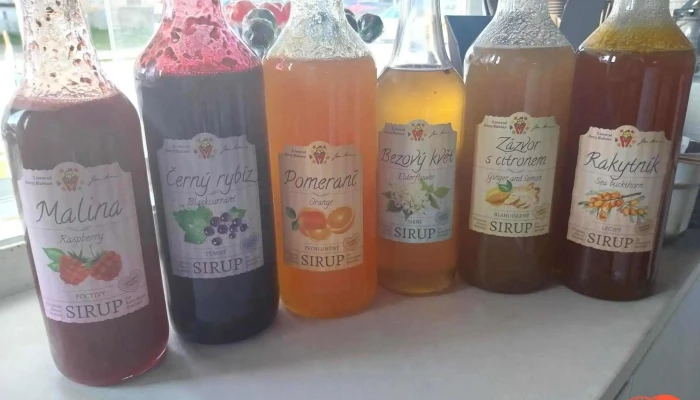 Obcerstvi Na Spravne Vlne Menu - Husovo Nám. 6
